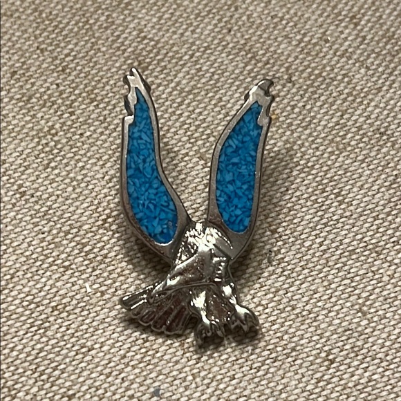 Jewelry - Vintage Wing Eagle Mosaic chip turquoise pin brooch